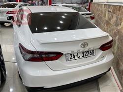 تۆیۆتا کامری